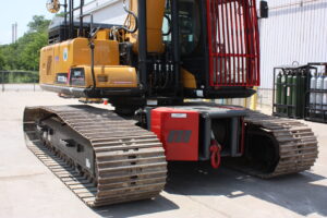 Photo of equipment and the recovery winch attachment visible.